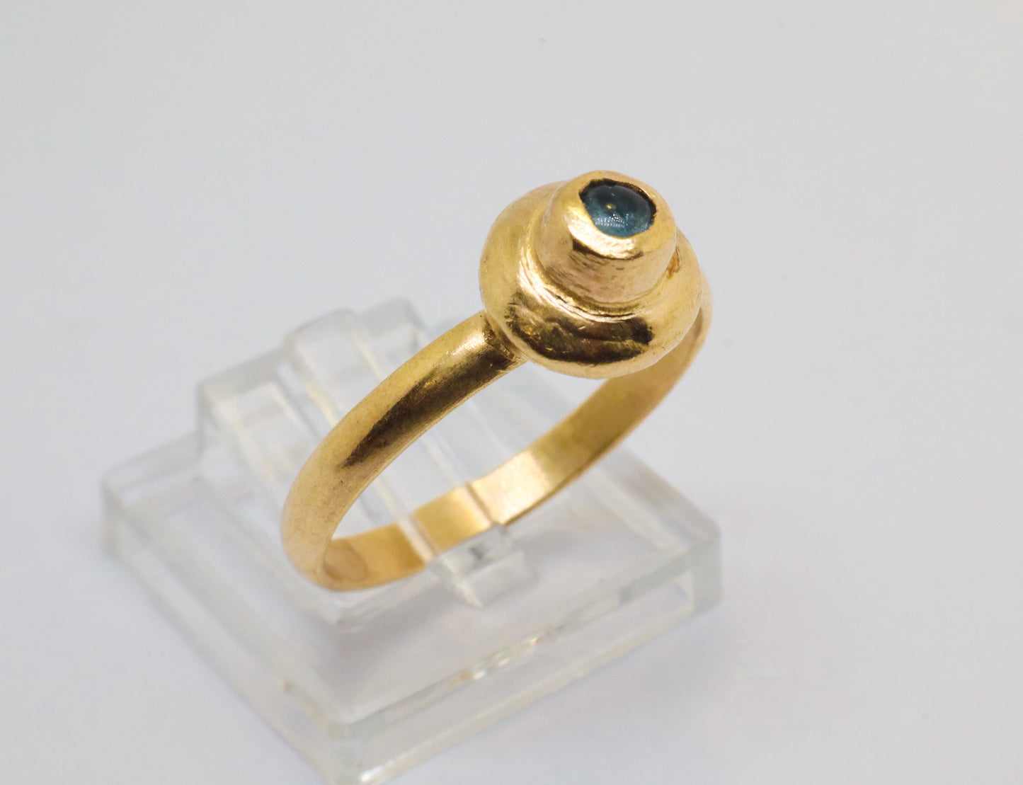 Celestial Object No. 08 – 999 24k Gold Plated Comet Ring with Aquamarine