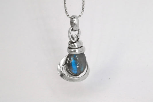 Labradorite Sterling Silver Necklace