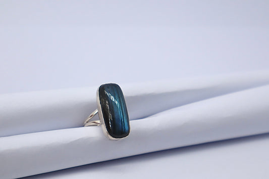 Labradorite Sterling Silver Ring