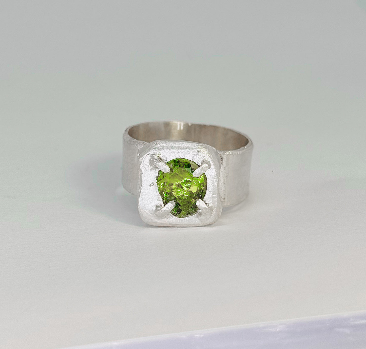 Cosmic Peridot Ring 9.99 Silver
