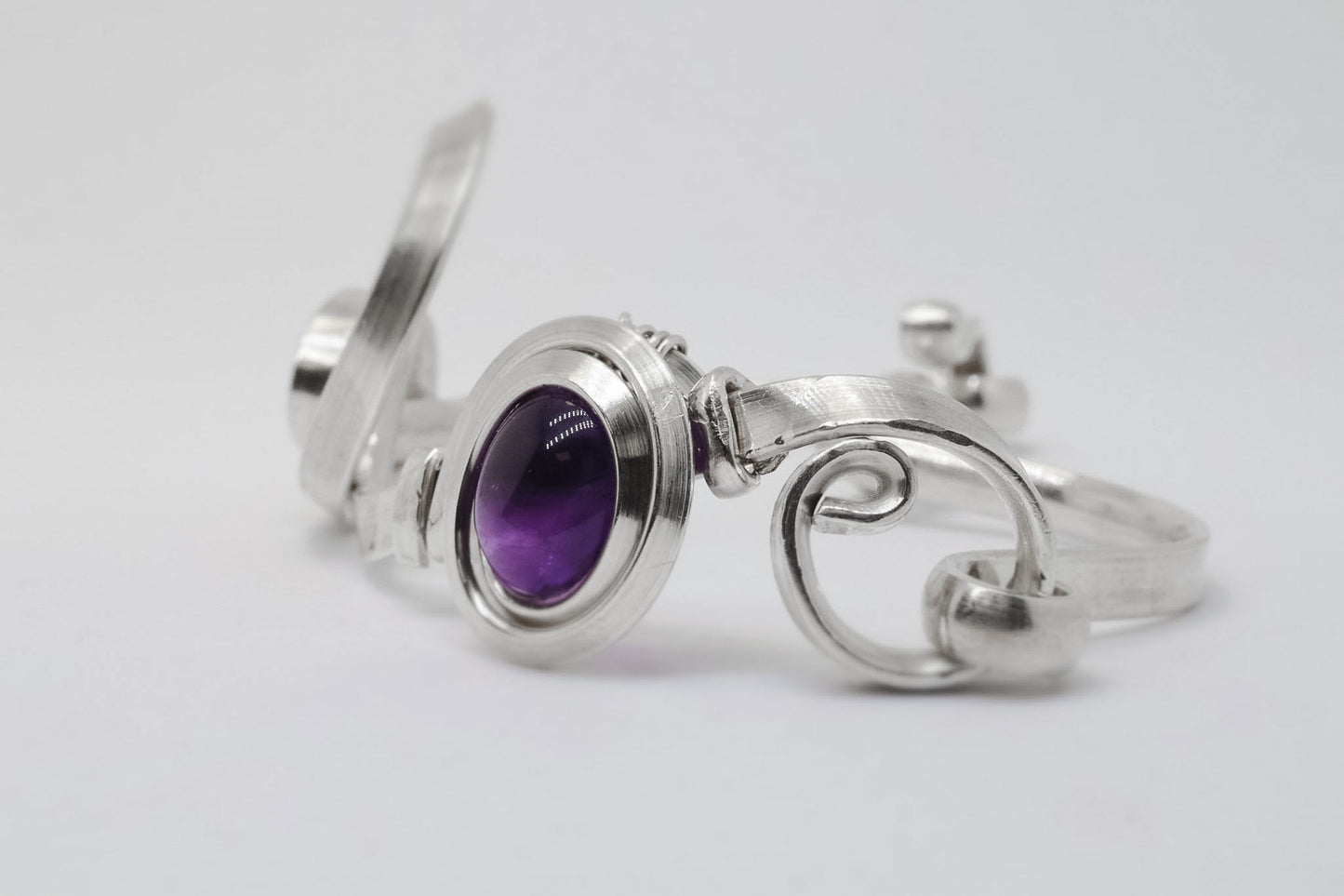 Gala Amethyst Sterling Silver Bracelet