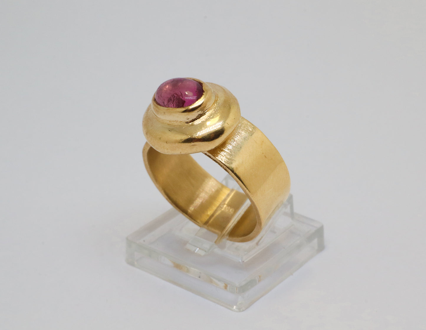 Celestial Object No. 05 – 999 24k Gold Plated Comet Ring with Pink Tourmaline
