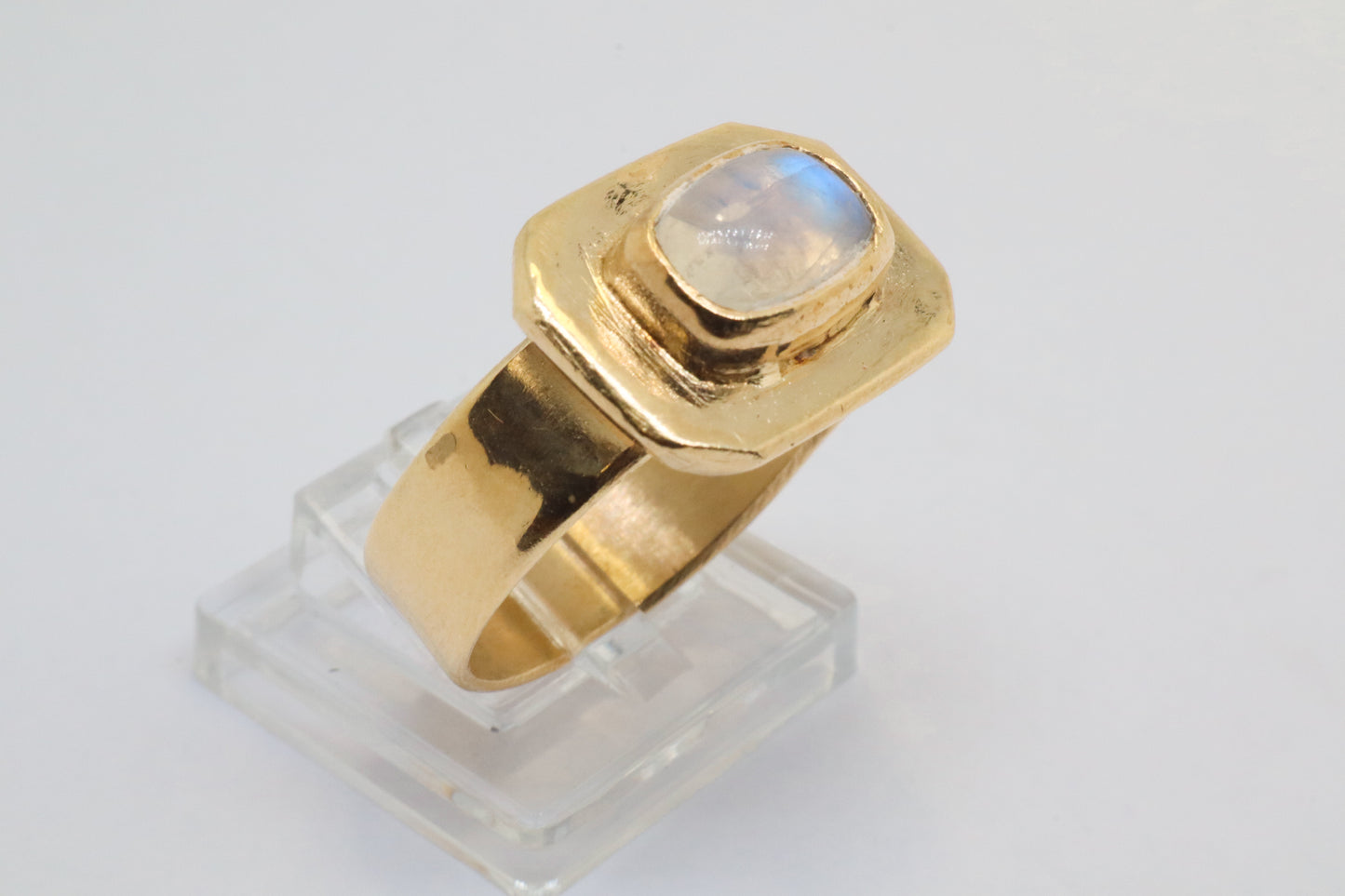 Celestial Object No. 07 – 999 24k Gold Plated Comet Ring with Moonstone