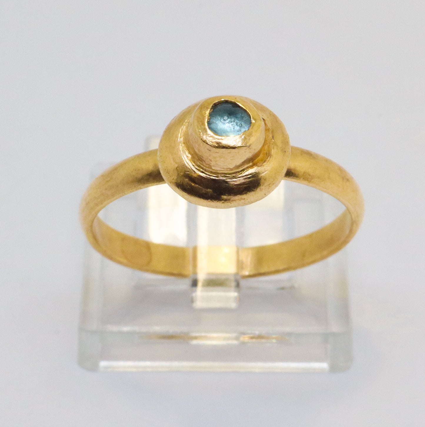 Celestial Object No. 08 – 999 24k Gold Plated Comet Ring with Aquamarine